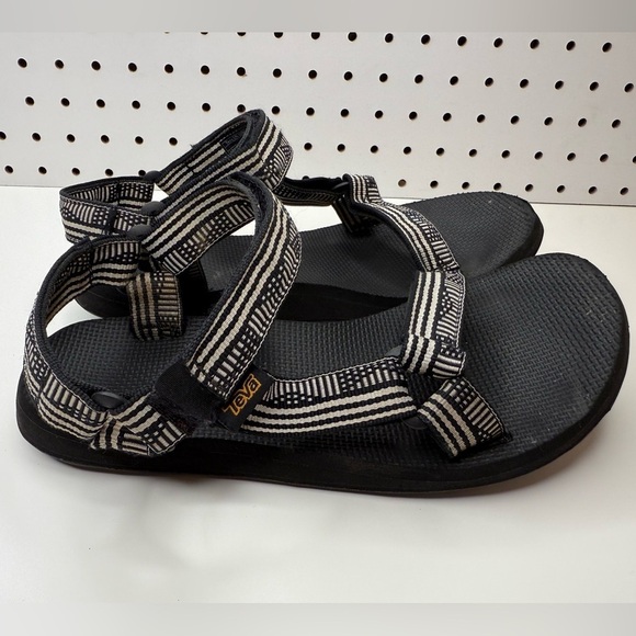 Teva Original Universal Sport Sandals Women’s 7 Black and White Geometric Print - Picture 2 of 15